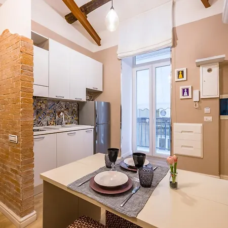 Toledo Warm Renovated * Napels