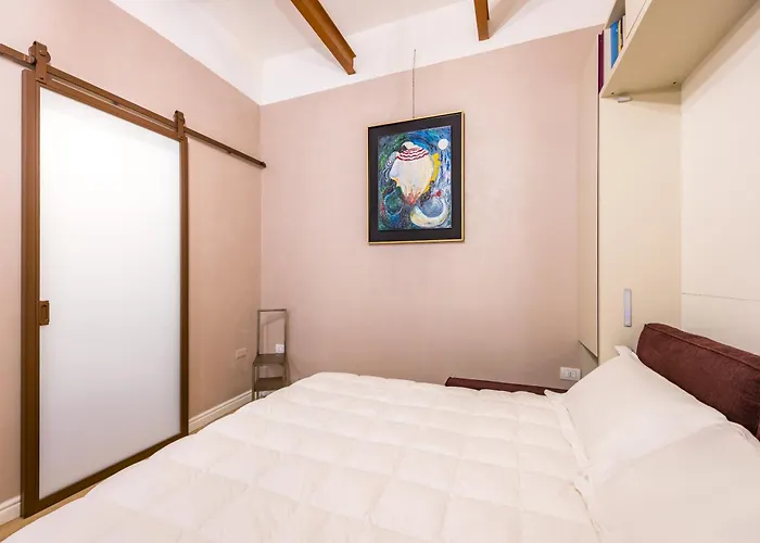 Toledo Warm Renovated * Napoli