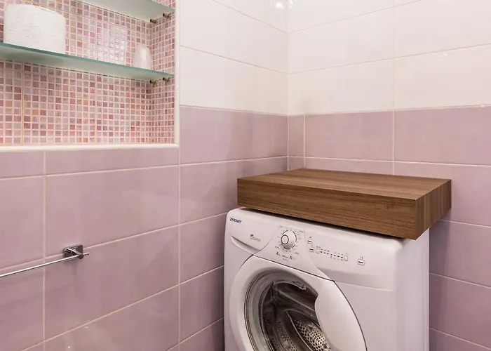 Toledo Warm Renovated *