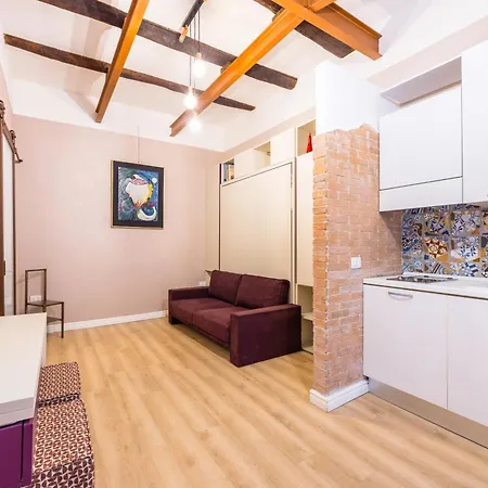 شقة Toledo Warm Renovated